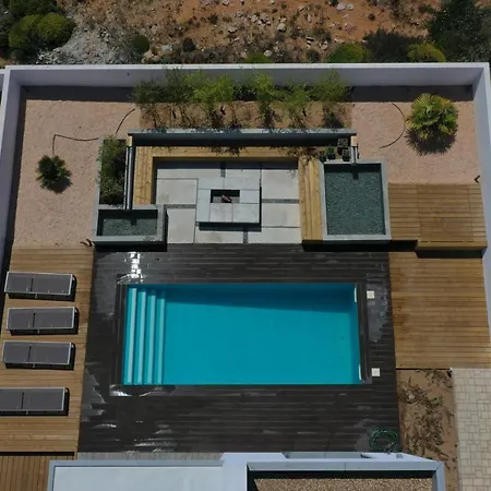 Villa Cairnvillas: Terra C39 - Luxury With Private Swimming Pool Near